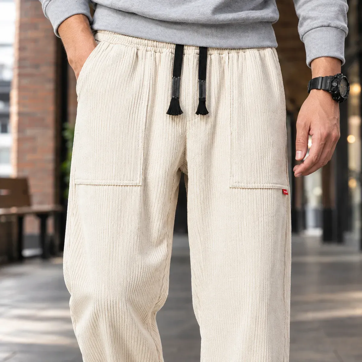 Felix-West Relaxed Pants — detail